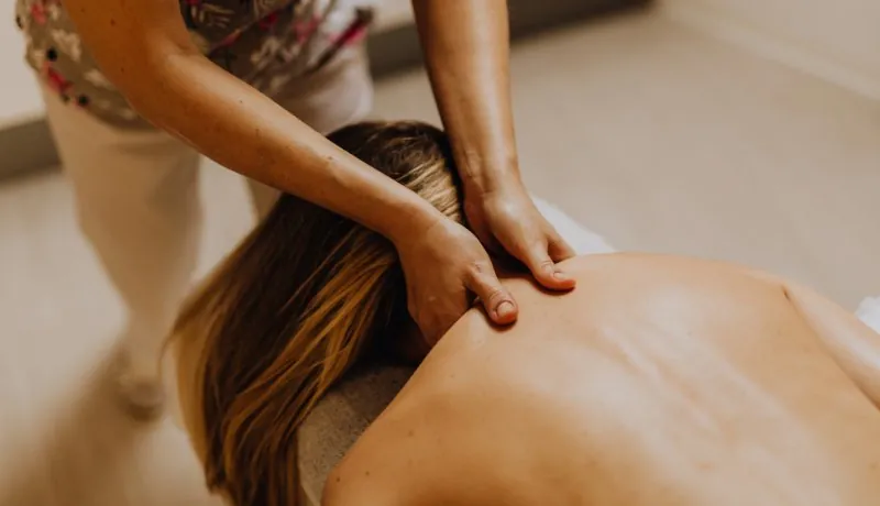 Terapias corporales y masajes en Bodhi Wellness Club